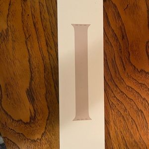 Apple Watch band NIB (41mm Starlight Solo Loop - Size 5)